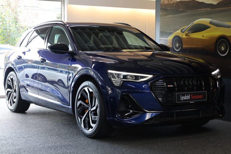 Audi e-tron Black Edition S-line quattro