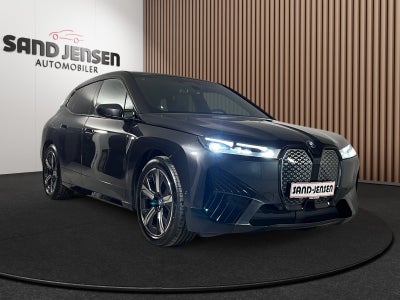 BMW iX xDrive40 Supercharged