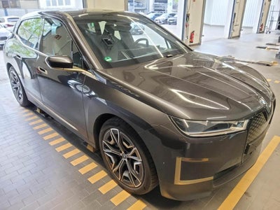 BMW iX  xDrive40 5d