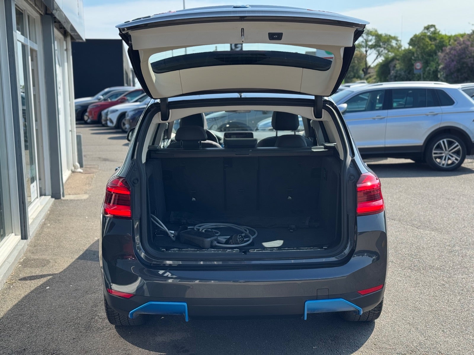 Billede af BMW iX3  Charged