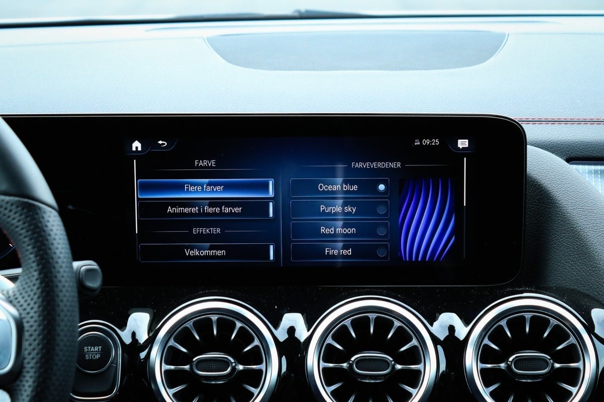 Billede af Mercedes EQA350  AMG Line 4Matic