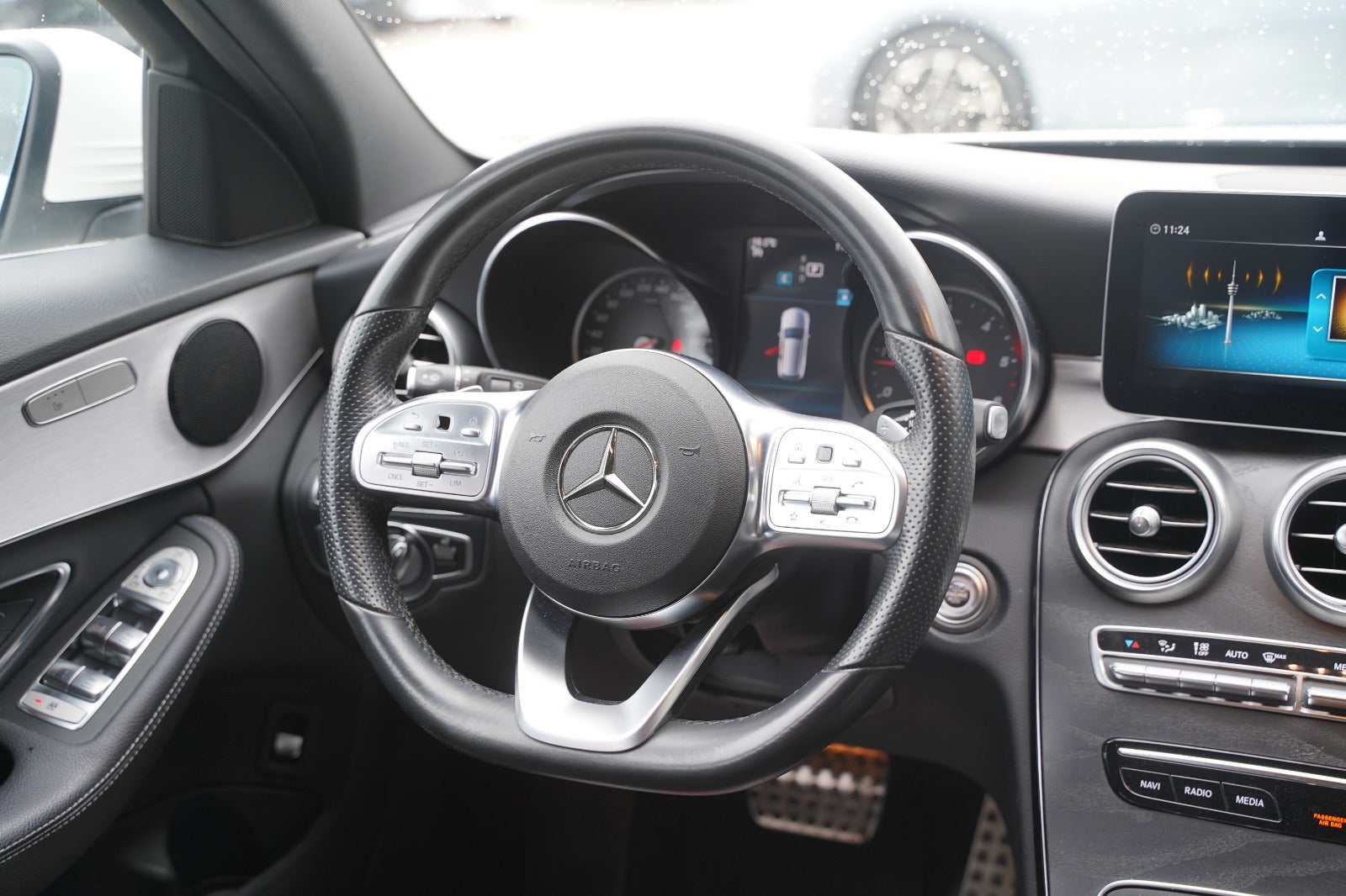 Billede af Mercedes C220 d 2,0 AMG Line stc. aut.
