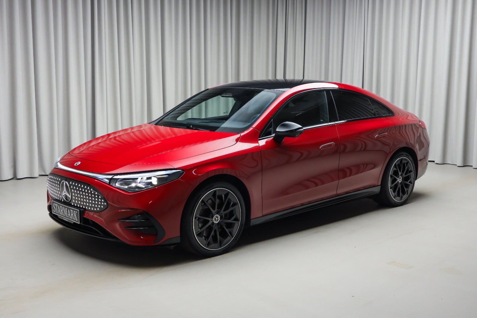 Mercedes-Benz CLA 250+ (1/8)