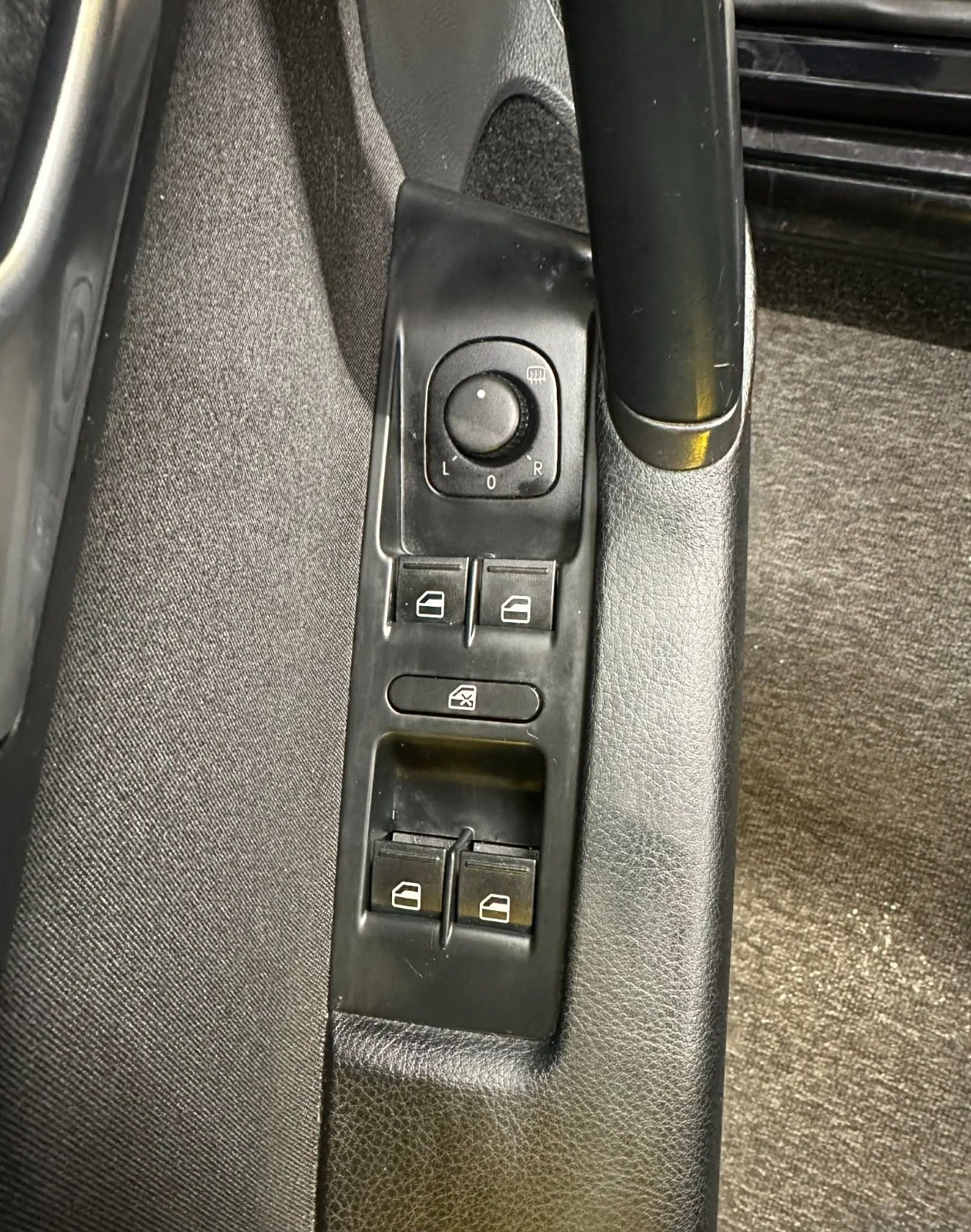 Billede af VW Passat 2,0 TDi 177 R-line Variant BMT