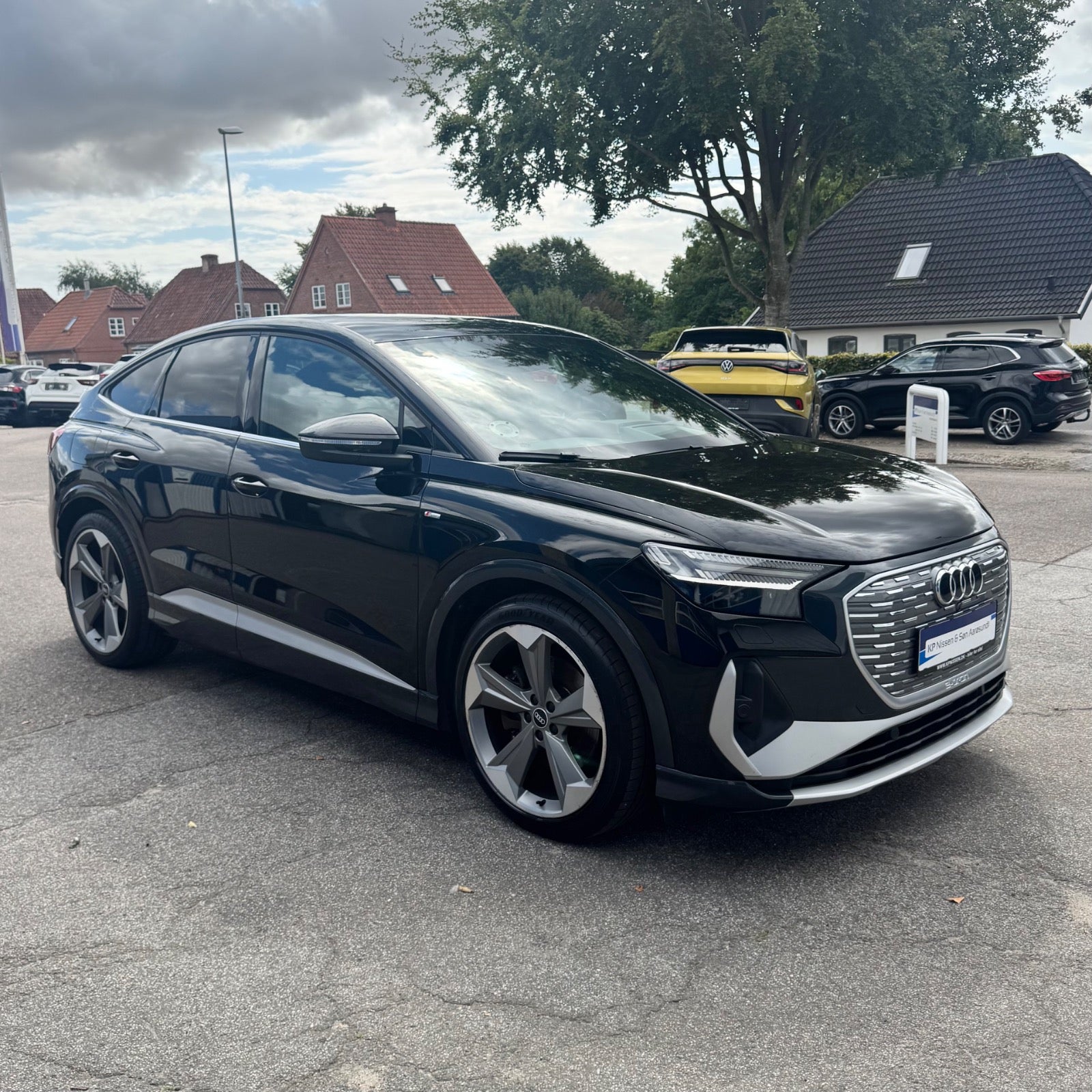 Audi Q4 e-tron S-line quattro