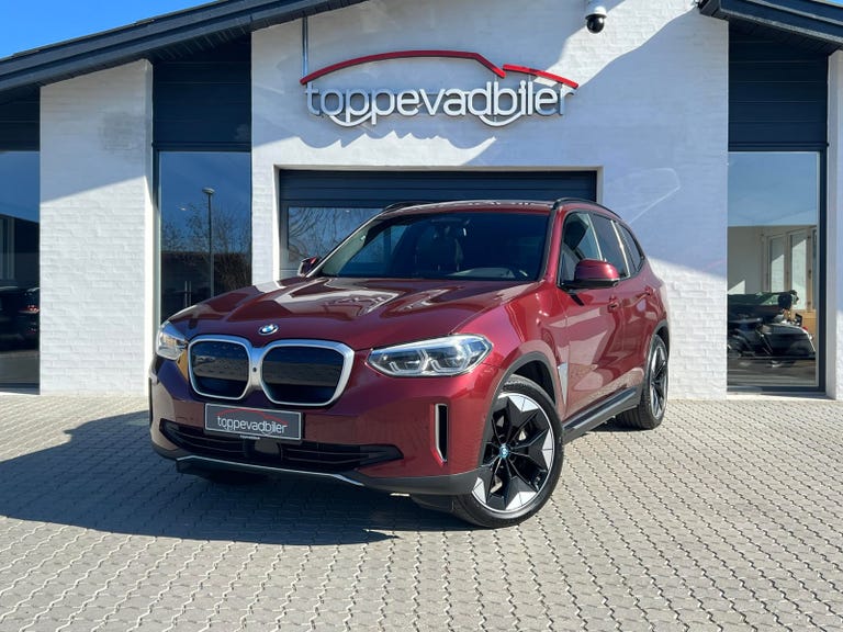 BMW iX3 Charged Plus