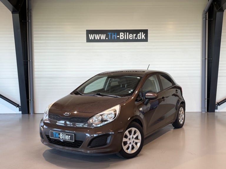 Kia Rio CVVT Active