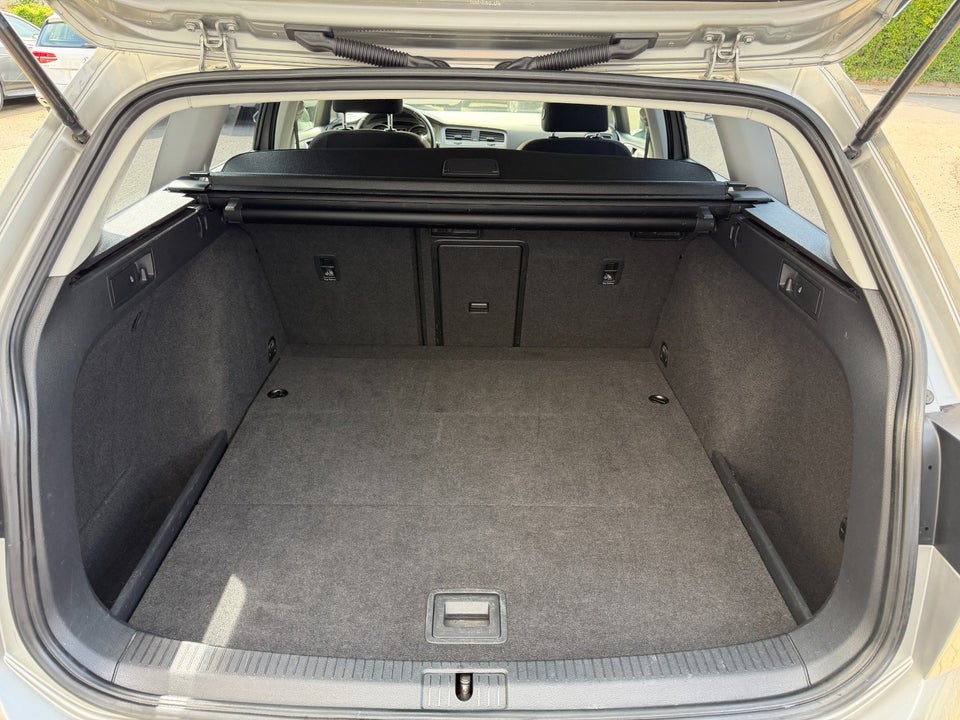 VW Golf VII TSi 122 Comfortline Variant BMT — billede 12