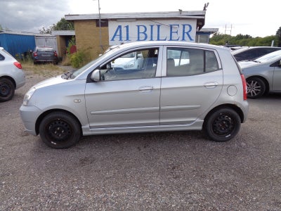 Kia Picanto EX