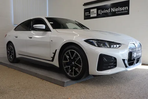 BMW i4 eDrive35 Fully Charged M-Sport