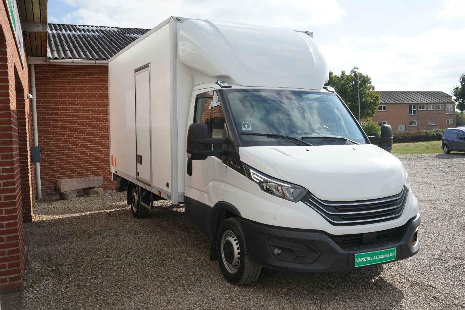 Billede af Iveco Daily 3,0 35S18 4100mm Box m/lift AG8