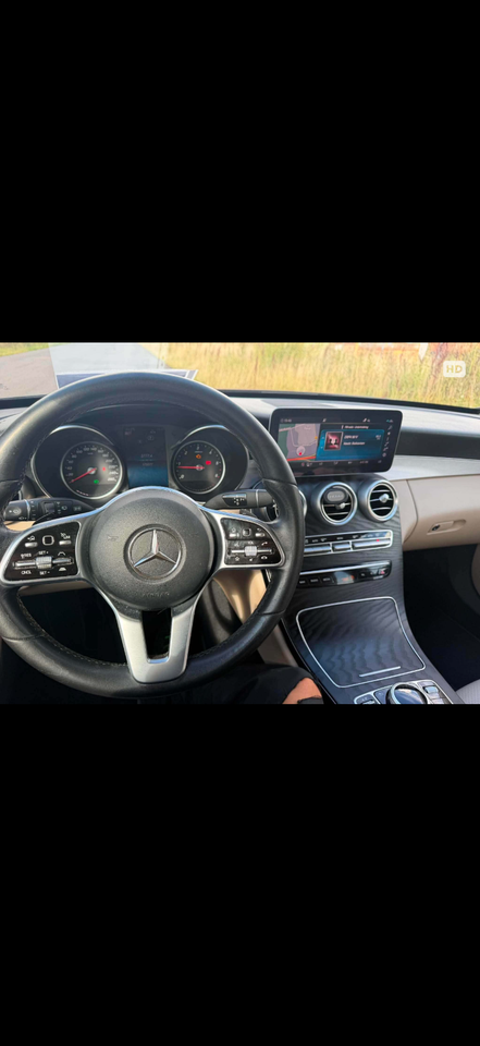 Mercedes C220 d, Billede 3