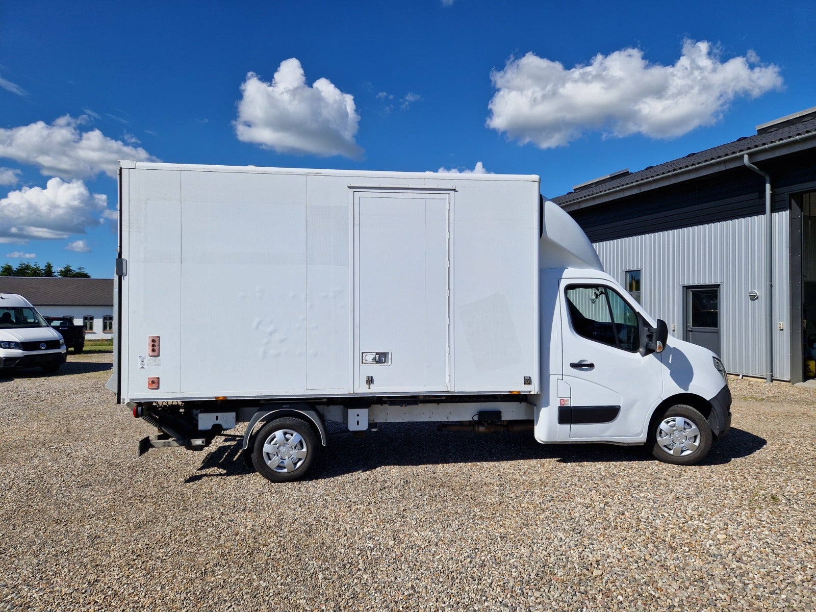 Billede af Nissan NV400 2,3 dCi 145 Alukasse m/lift