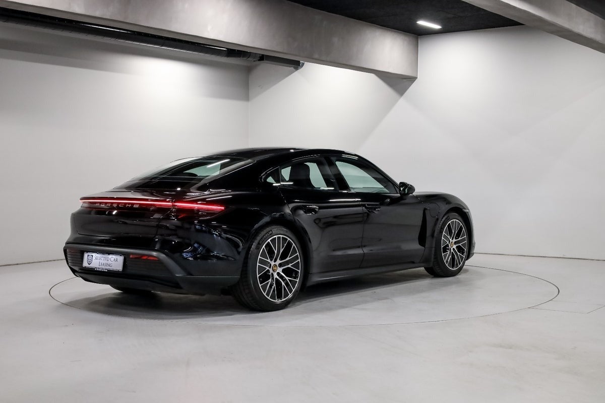 Porsche Taycan 4S Performance+