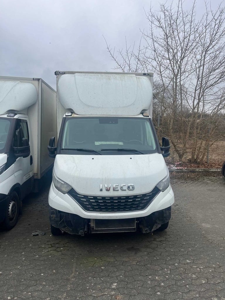 Iveco Daily 35S16 Alukasse m/lift AG8