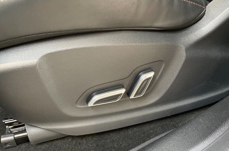 MG EHS PHEV Luxury