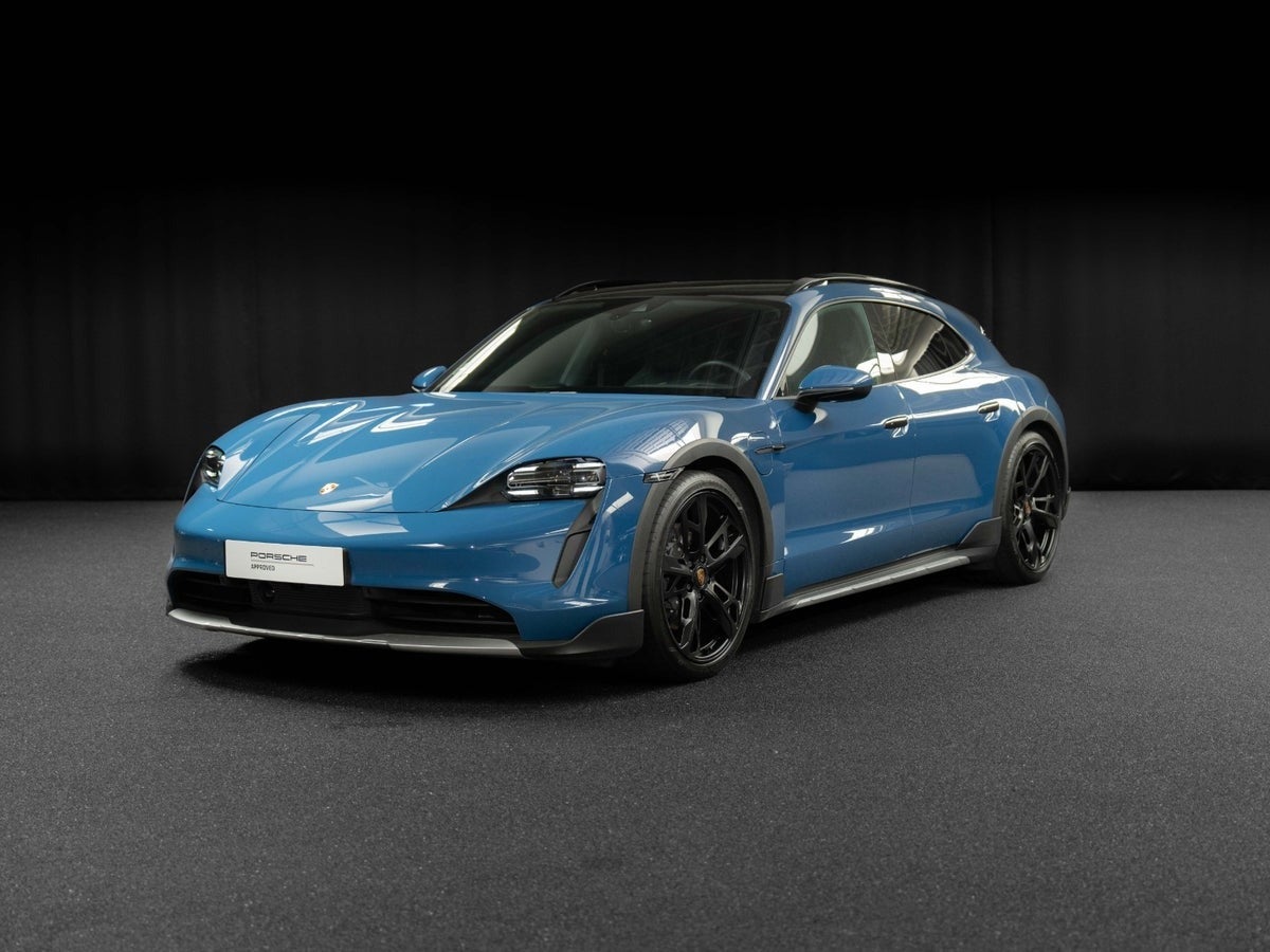 Gallery image 1 of 18