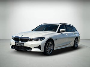 BMW 330e Touring Sport Line aut.