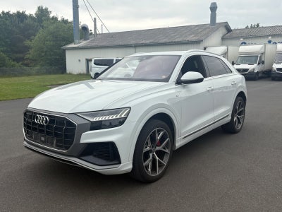 Audi Q8 50 TDi S-line quattro Tiptr. 5d