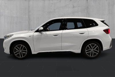 BMW iX1 xDrive30 M-Sport - 1