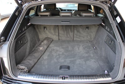 Audi e-tron Black Edition S-line quattro