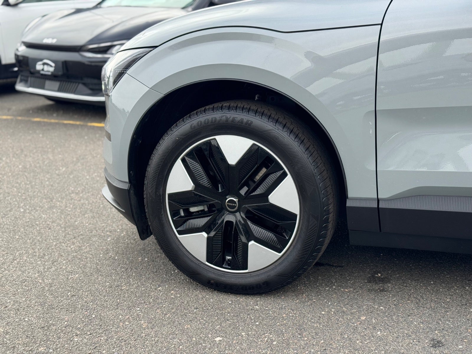 Billede af Volvo EX30  Standard Range Plus