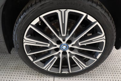 BMW iX1 xDrive30 X-Line