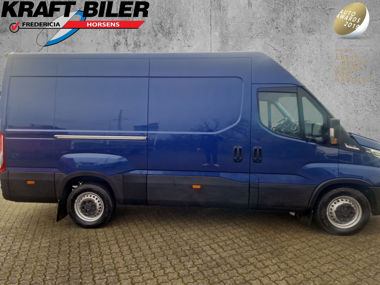 Billede af Iveco Daily 3,0 35S18 12m³ Van AG8