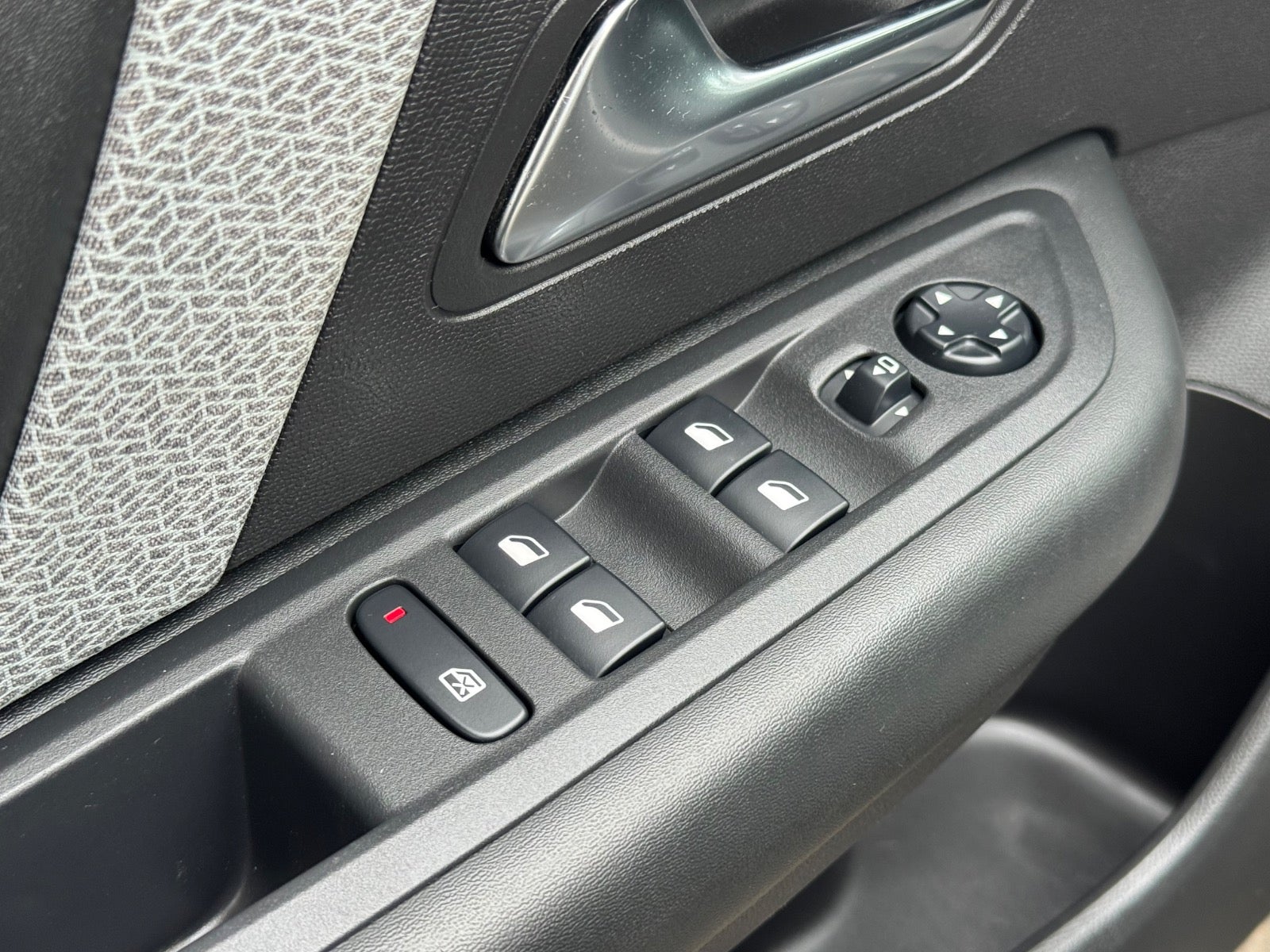 Billede af Citroën C4 1,5 BlueHDi 130 Shine Sport EAT8
