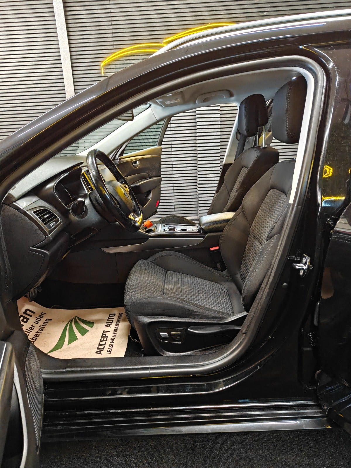 Billede af Renault Talisman 1,5 dCi 110 Intens Sport Tourer EDC
