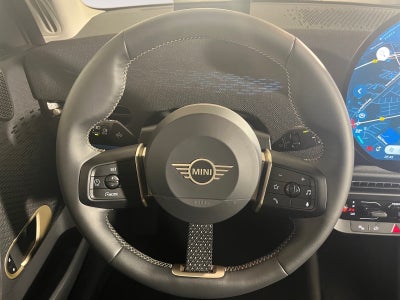 MINI Cooper SE Classic Trim M