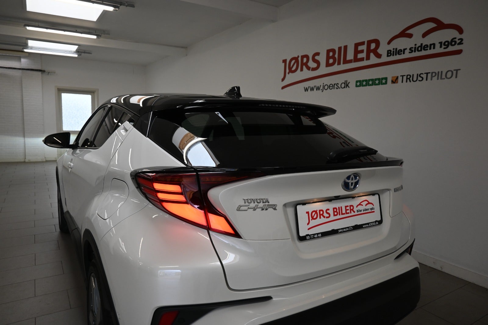 Toyota C-HR Hybrid C-HIC CVT