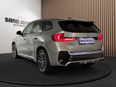 BMW iX2 eDrive20 M-Sport Van