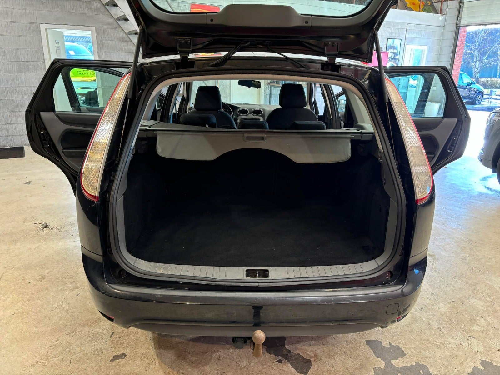 Billede af Ford Focus 1,6 Titanium stc. aut.