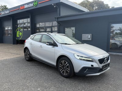 Volvo V40 CC 1,5 T3 152 aut. 5d