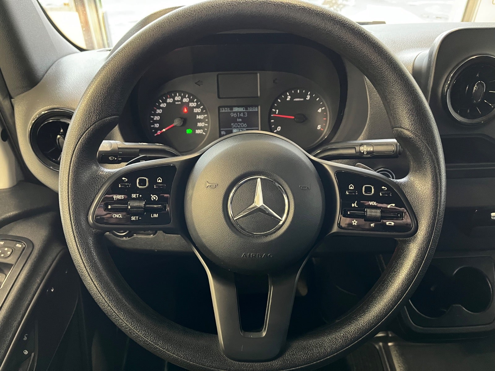 Billede af Mercedes Sprinter 317 2,0 CDi A3 Alukasse m/lift aut. RWD