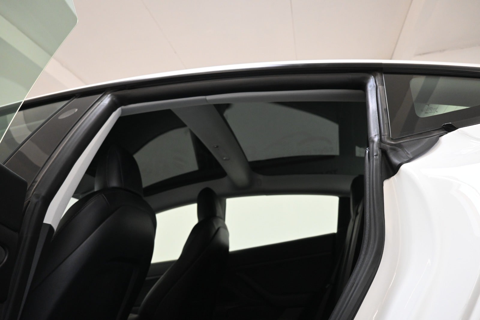 Tesla Model 3 Standard Range+ RWD