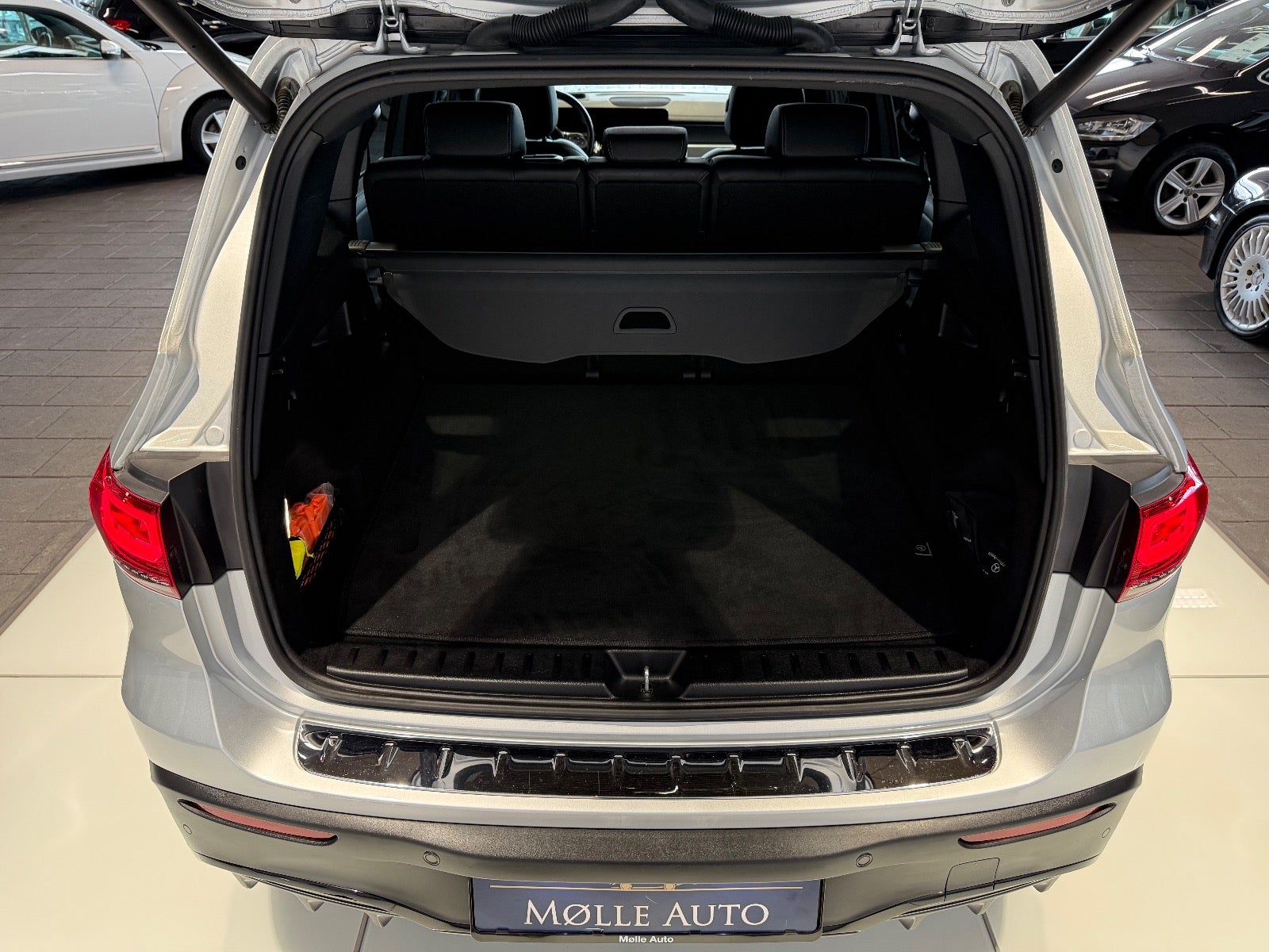 Billede af Mercedes EQB300  AMG Line 4Matic