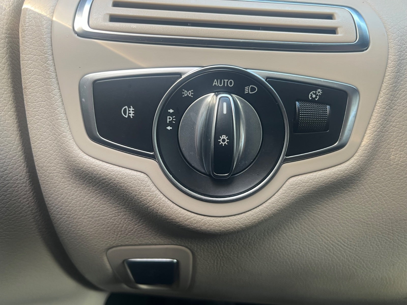 Billede af Mercedes C200 2,0 aut.