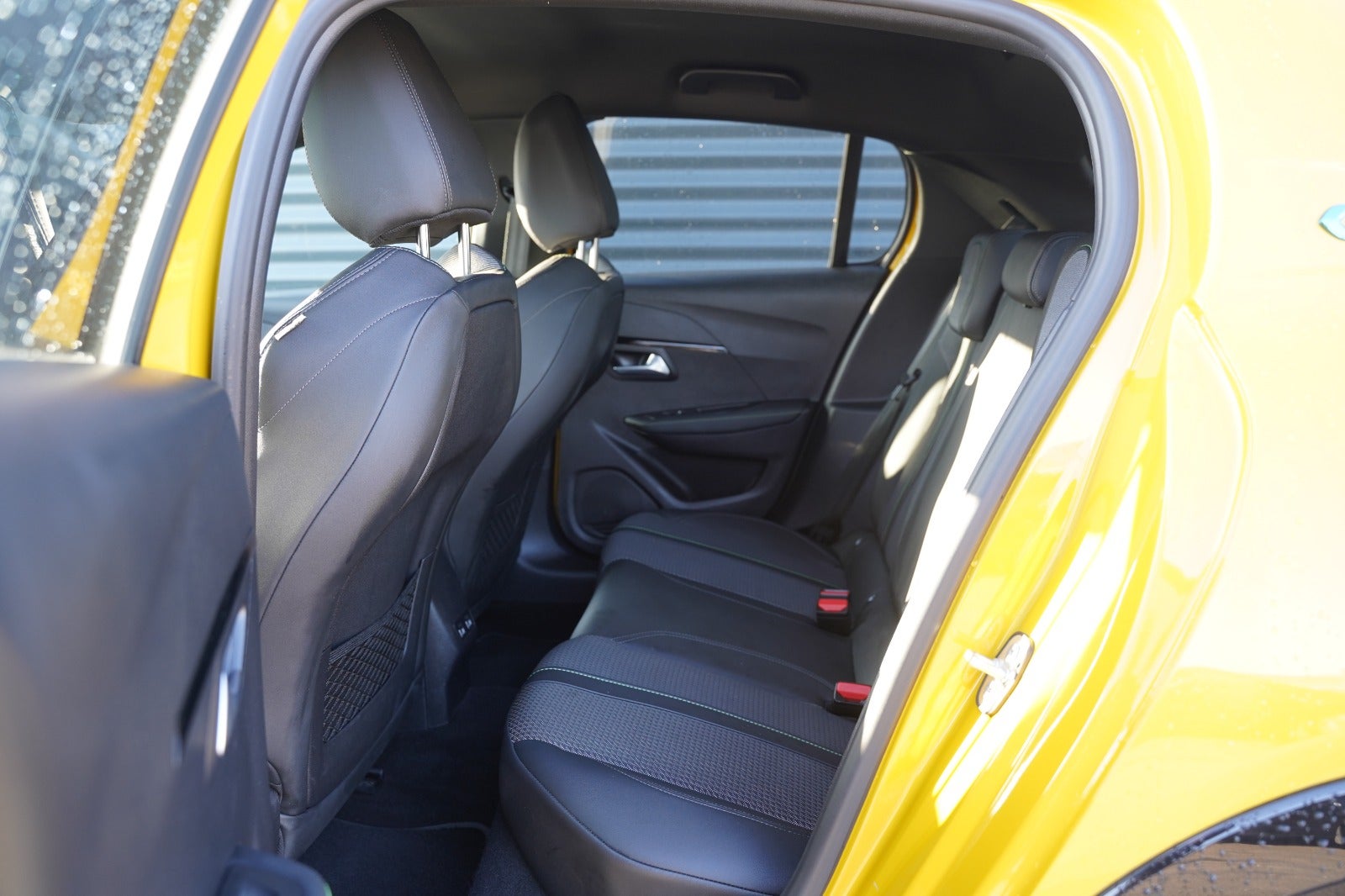 Billede af Peugeot e-208 50 GT Prime+