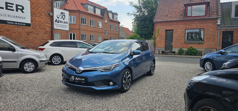 Toyota Auris Hybrid H2 Style CVT