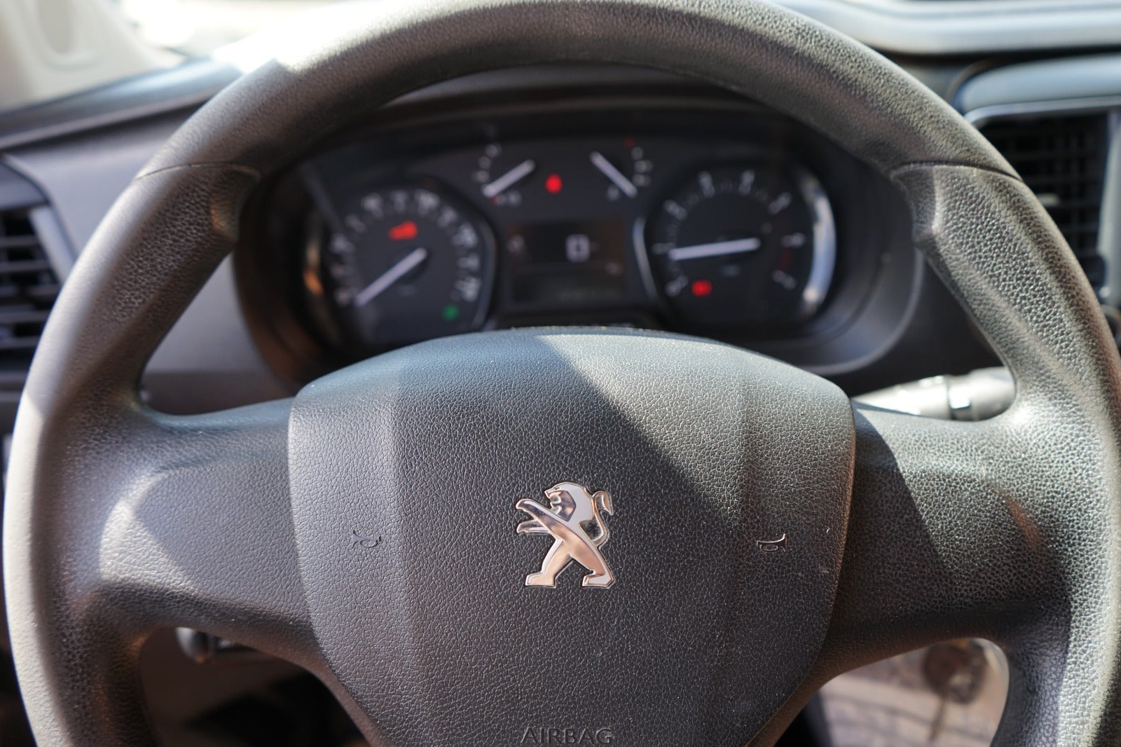 Billede af Peugeot Expert 2,0 BlueHDi 122 L3 Premium Van