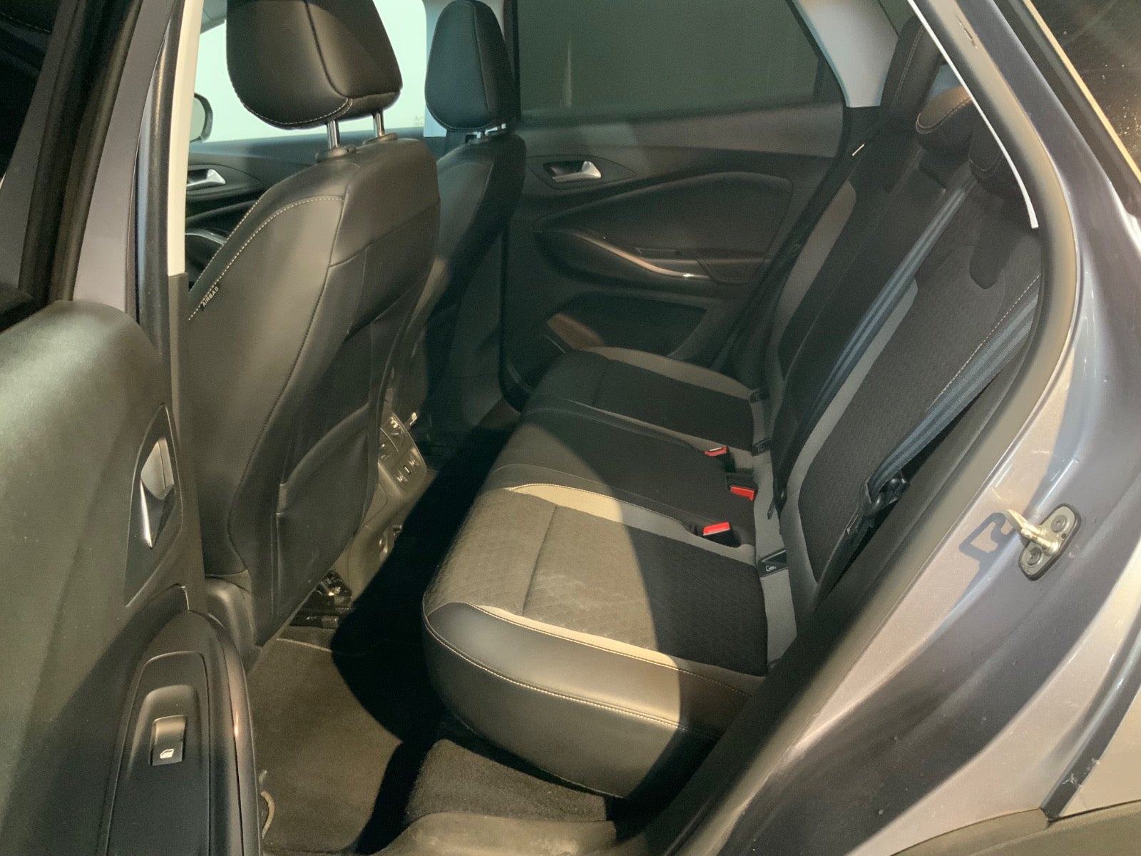 Opel Grandland X (7/8)
