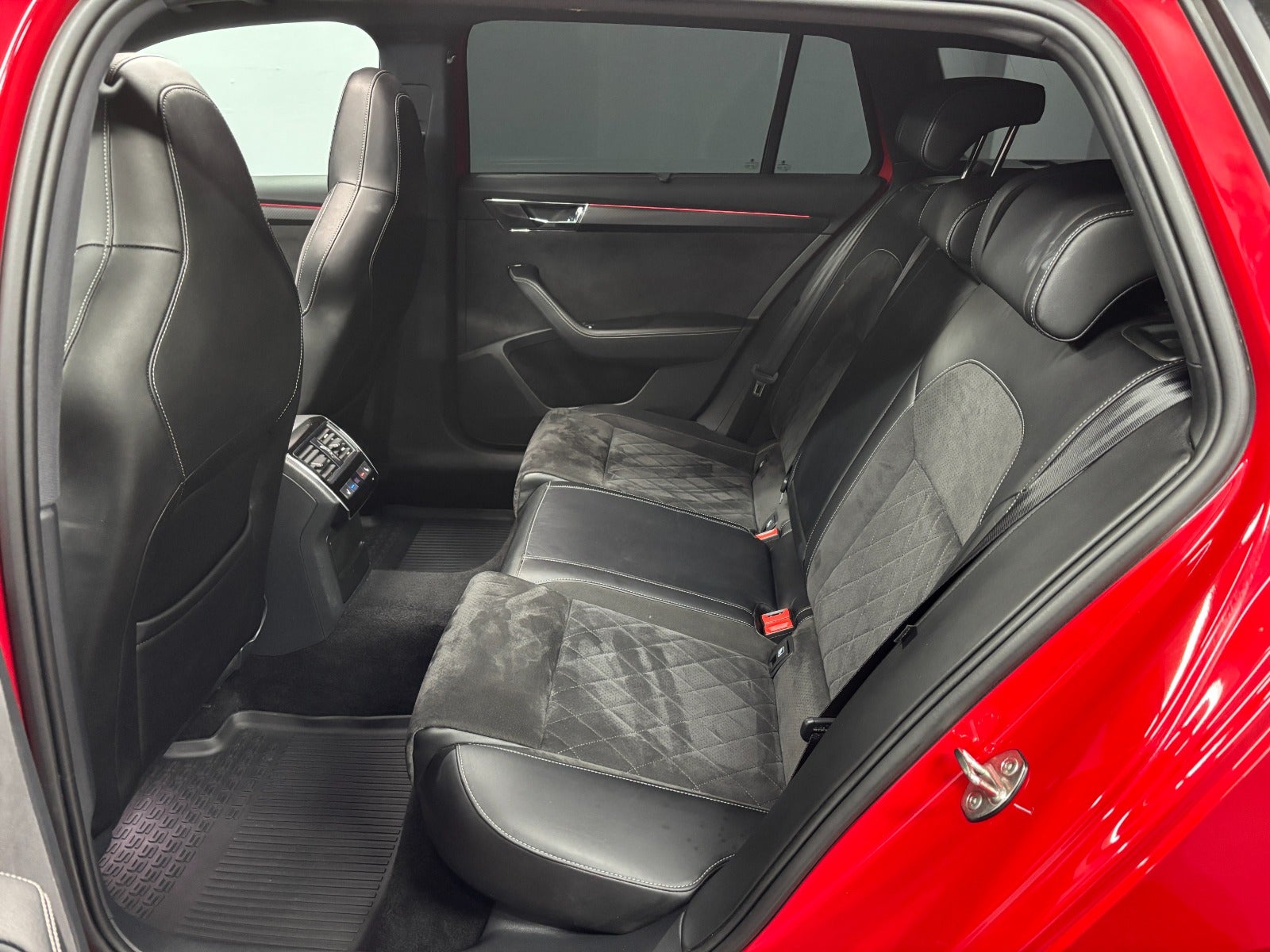 Billede af Skoda Superb 1,4 TSi iV Sportline Combi DSG