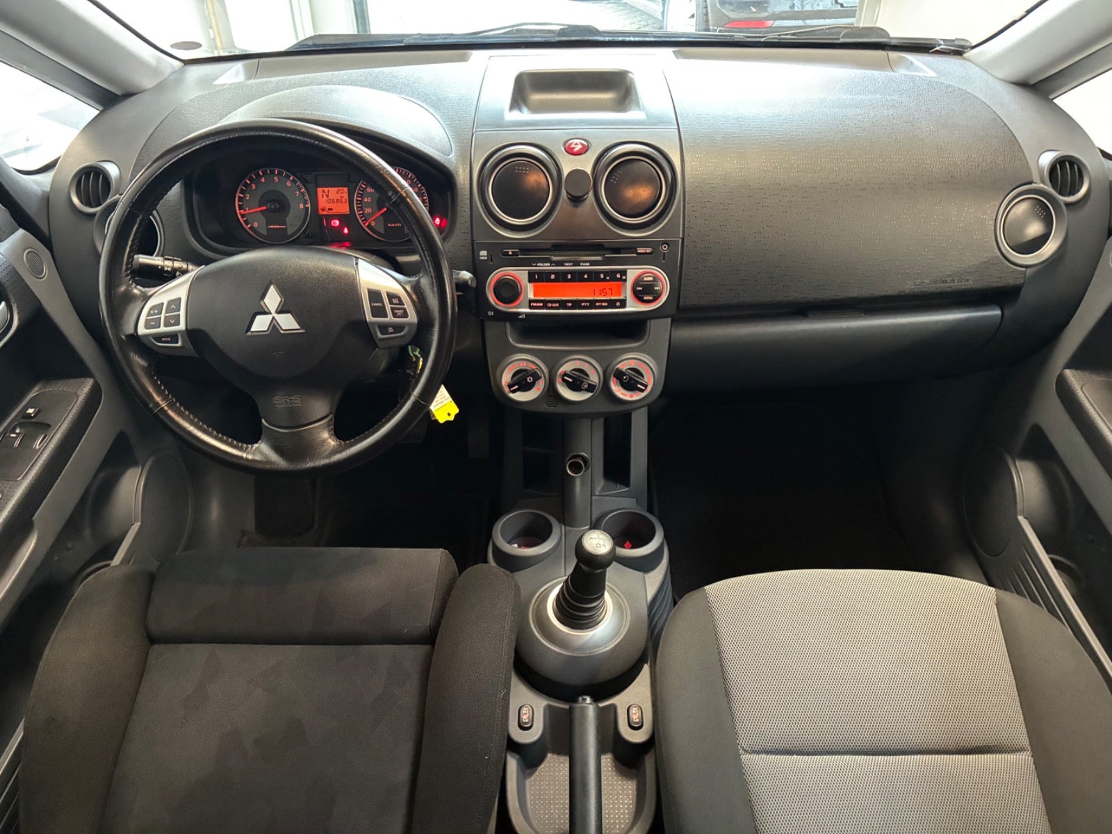 Billede af Mitsubishi Colt 1,3 Elegance Allshift Coopack