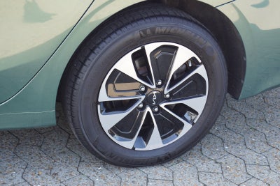 Kia Ceed PHEV Prestige SW DCT