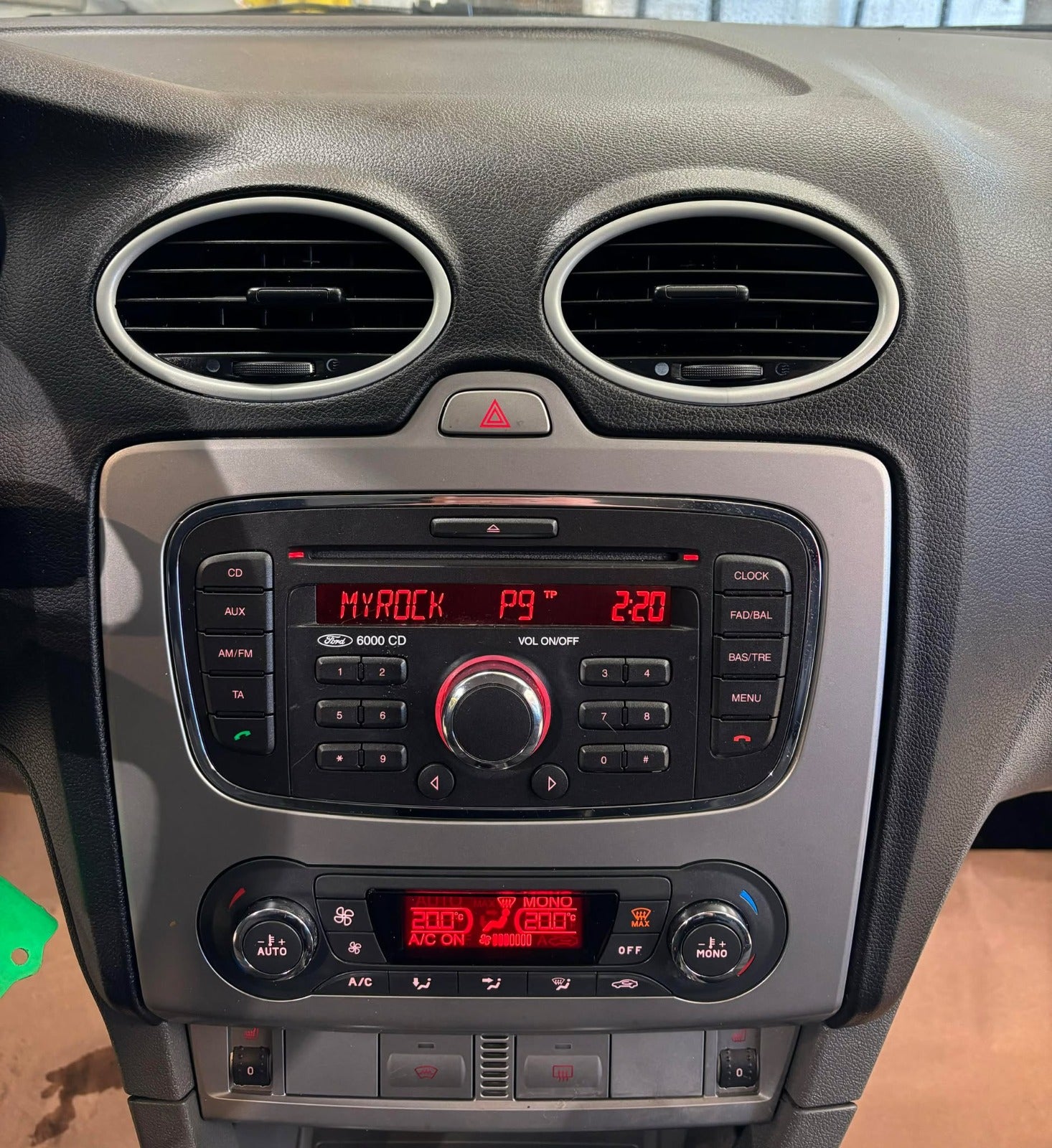 Billede af Ford Focus 1,6 Titanium stc. aut.