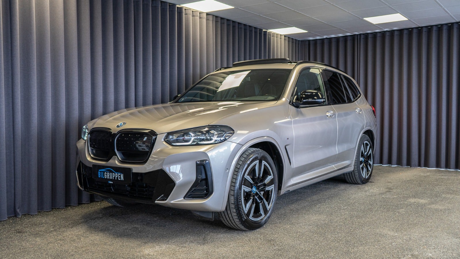 Billede af BMW iX3  Charged M-Sport