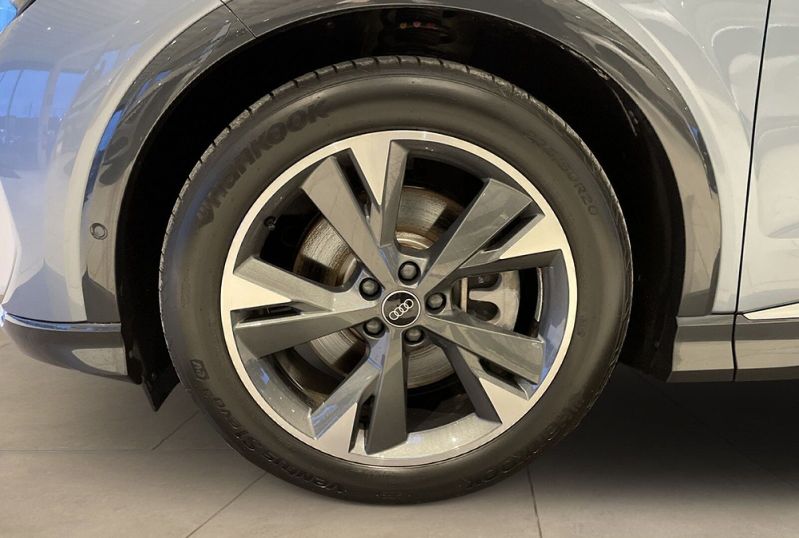 Audi Q4 e-tron S-line