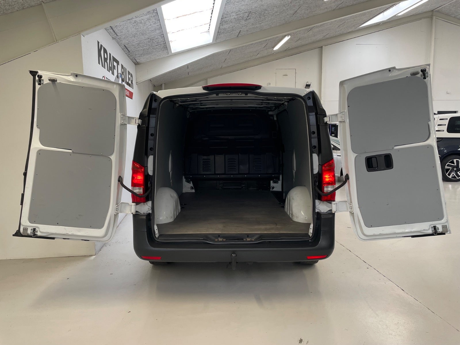 Billede af Mercedes Vito 114 2,0 CDi Kassevogn aut. XL RWD